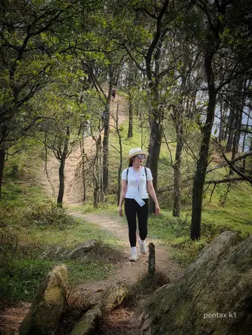 2.3 Núi Hàm Lợn 2.3 Núi Hàm Lợn