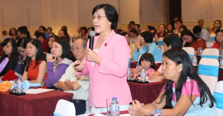 1. PGS.TS.BS Phạm Thị Minh Hồng