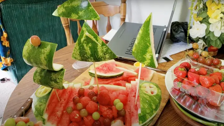 Cách Tạo Con Thuyền Hoa Quả