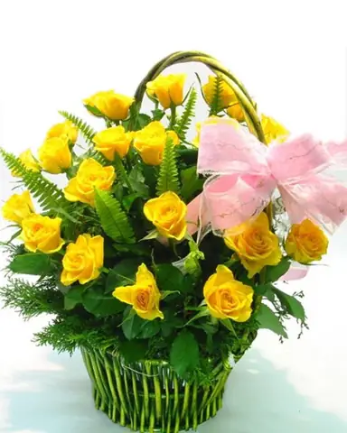 Cách cắm hoa hồng vàng ngày 20-11