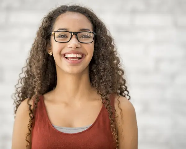 Không Chú Ý Vệ Sinh Kính