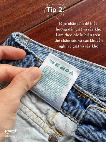 Lộn mặt trái quần jean ra bên ngoài khi giặt