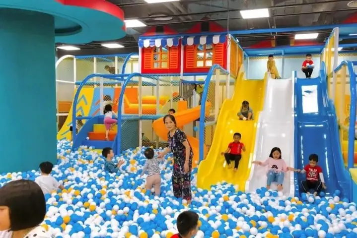 2.11. Dóo Entertainment