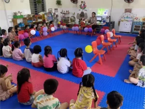 MỘT SỐ HÌNH ẢNH VỀ HOẠT ĐỘNG DẠY KỸ NĂNG SỐNG CHO TRẺ 5-6 TUỔI