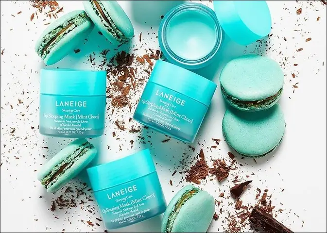 2.2 Mặt nạ ngủ môi Laneige màu xanh – Mint Choco