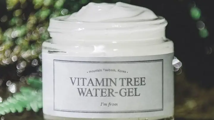 14Kem dưỡng ẩm dạng gel Gel dưỡng ẩm se khít lỗ chân lông I’m From Vitamin Tree Water Gel