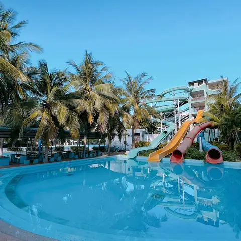 3. Water Park Vũng Tàu