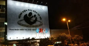 BookingCare sẽ chia sẻ kinh nghiệm đi sinh đẻ tại Bệnh viện Phụ sản Hà Nội và chi phí cụ thể để các mẹ bầu tham khảo.