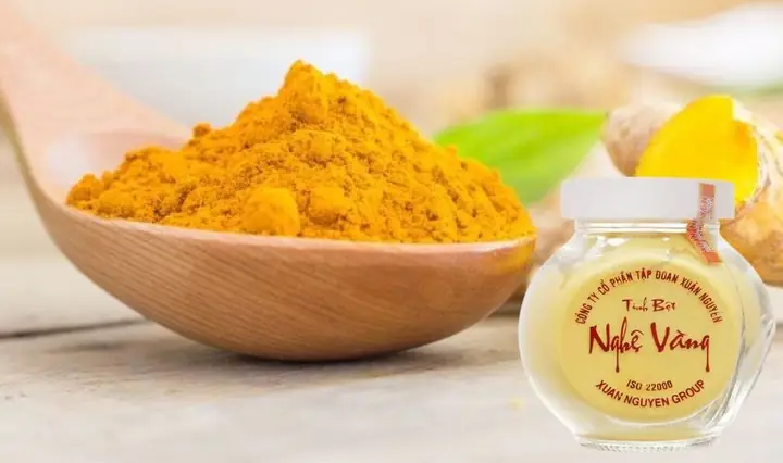 2.1 Mặt nạ nghệ và sữa tươi giúp làm sáng da