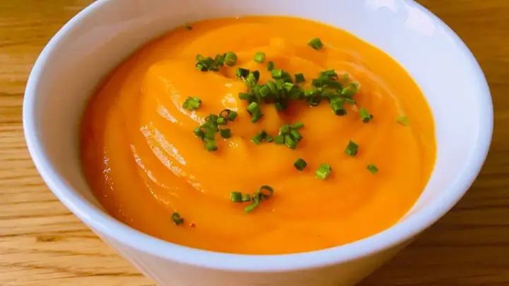 Món ngon cho bé 3 tuổi: Súp cà rốt