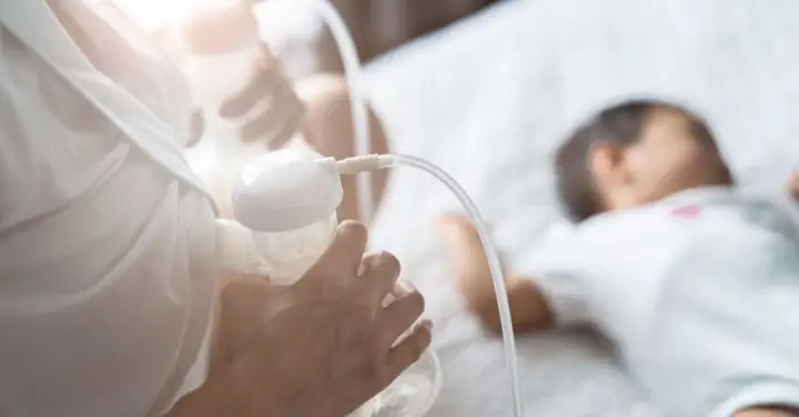 3.3. Lịch hút sữa trong trường hợp mẹ sinh đôi hoặc sinh ba