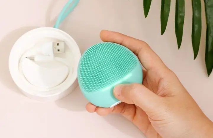 3.3. Vệ sinh da mặt sạch trước khi xông