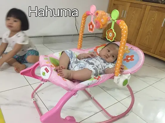 Ghế Rung Cho Bé - Quà Tặng Bà Bầu Sắp Sinh Tuyệt Nhất Ghế Rung Cho Bé - Quà Tặng Bà Bầu Sắp Sinh Tuyệt Nhất