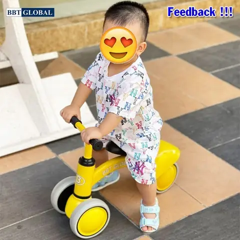 Xe Chòi Chân 4 Bánh Khung Kim Loại Cho Bé Q518 - Món Quà Giúp Bé Tăng Sức Vận Động