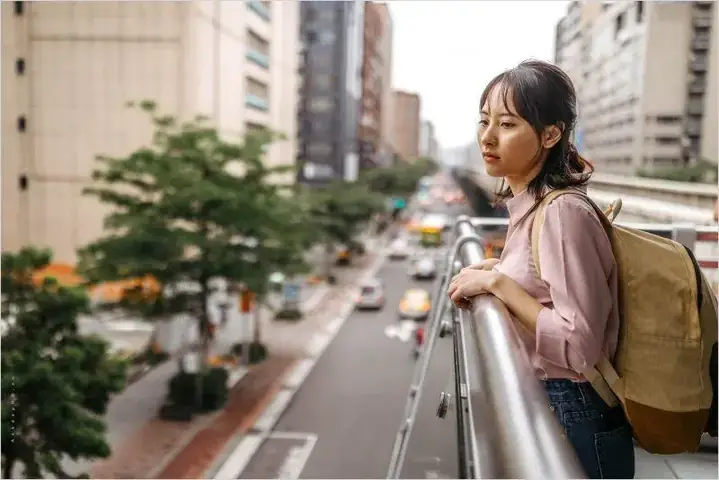 Đi Xa Để Lập Nghiệp: Khám Phá Và Trưởng Thành Đi Xa Để Lập Nghiệp: Khám Phá Và Trưởng Thành