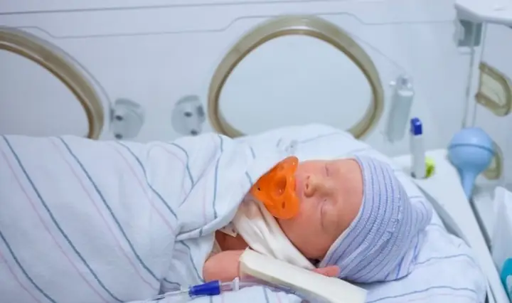 1đặc Điểm Của Trẻ Sinh Non Thiếu Tháng