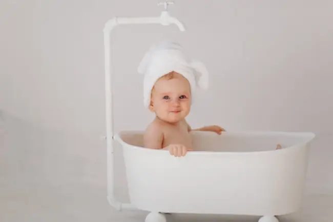 Một Số Mẹo Khi Vệ Sinh Cho Trẻ Sơ Sinh Sau Khi Ị