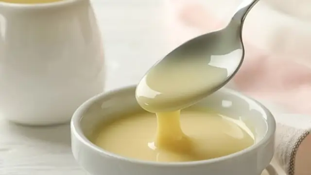 Sữa Đặc Bao Nhiêu Calo? Uống Nhiều Có Bị Béo Không? - Nhà Thuốc ...