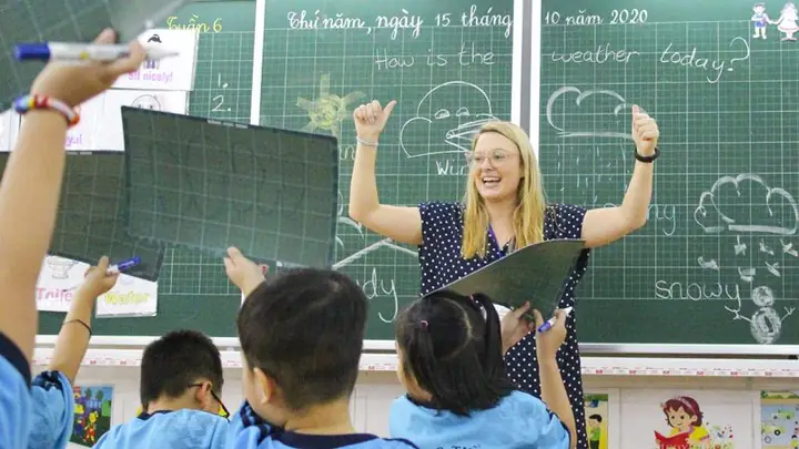 Thơ Về Cô Giáo Hài Hước