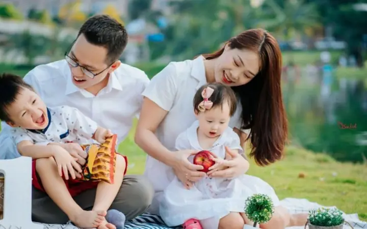 Tuyển Tập Bài Thơ Về Gia Đình Hay Và Cảm Xúc Nhất | Phongvu.vn