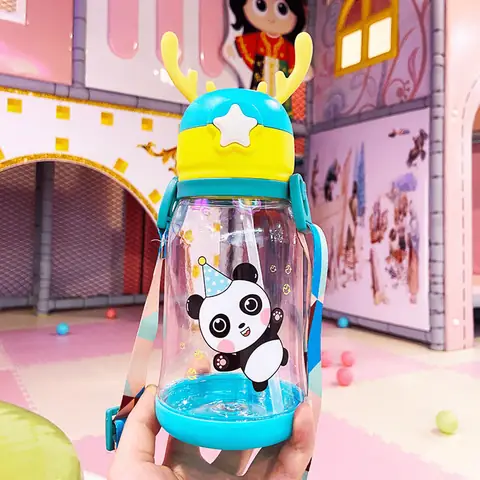 Bình Uống Nước Cho Bé Có Ống Hút Bình Uống Nước Cho Bé Có Ống Hút