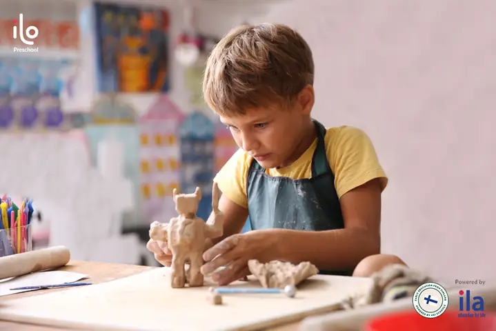 15. Chơi Với Cát Động Học/chơi Đất Nặn 15. Chơi Với Cát Động Học/chơi Đất Nặn