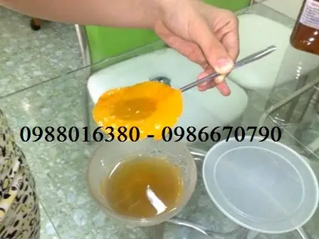 Mật Ong Nguyên Chất Làm Chín Lòng Đỏ Trứng Gà