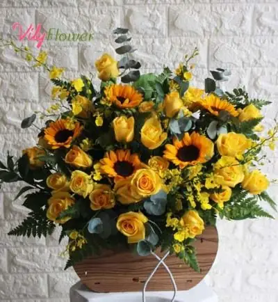 Các Bước Cắm Hoa Hồng Vào Giỏ Một Cách Chuyên Nghiệp? Các Bước Cắm Hoa Hồng Vào Giỏ Một Cách Chuyên Nghiệp?