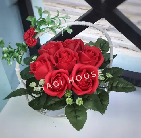 Các Bước Cắm Hoa Hồng Vào Giỏ Một Cách Chuyên Nghiệp? Các Bước Cắm Hoa Hồng Vào Giỏ Một Cách Chuyên Nghiệp?