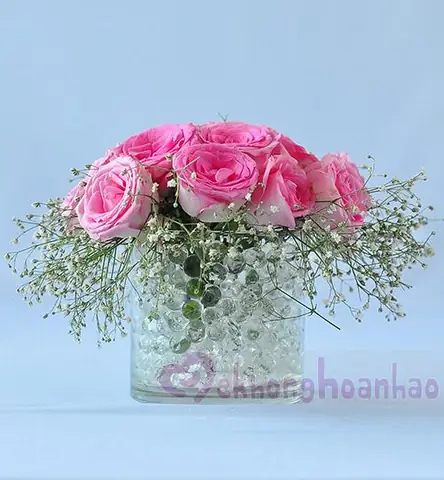 Cách Cắm Hoa Đẹp Với Ly Hoa Hồng Phấn