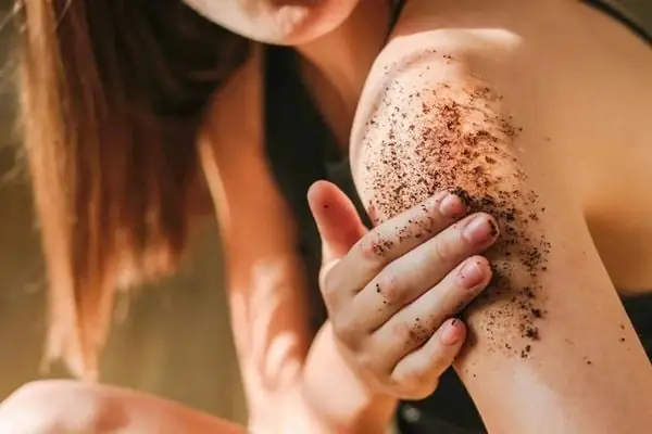 Hướng Dẫn Bạn Cách Dùng Kem Tẩy Da Chết Toàn Thân Hướng Dẫn Bạn Cách Dùng Kem Tẩy Da Chết Toàn Thân