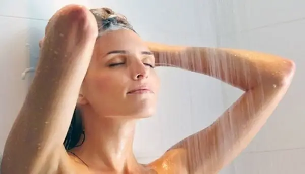 Bước 1: Chuẩn Bị Làn Da Trước Khi Tẩy Tế Bào Chết Bước 1: Chuẩn Bị Làn Da Trước Khi Tẩy Tế Bào Chết