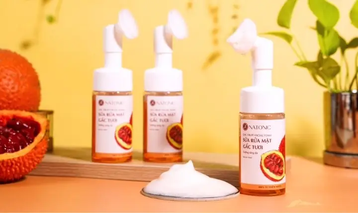 Sữa Rửa Mặt Gấc Tươi Natonic Sáng Da, Chống Lão Hoá Sữa Rửa Mặt Gấc Tươi Natonic Sáng Da, Chống Lão Hoá