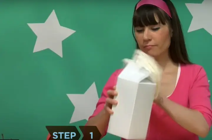 Cach-lam-ngoi-nha-bang-hop-sua-cho-cac-chu-chim