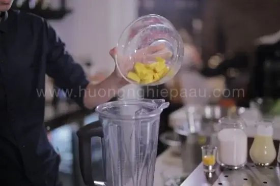 Cách Làm Sinh Tố Xoài Sữa Đặc