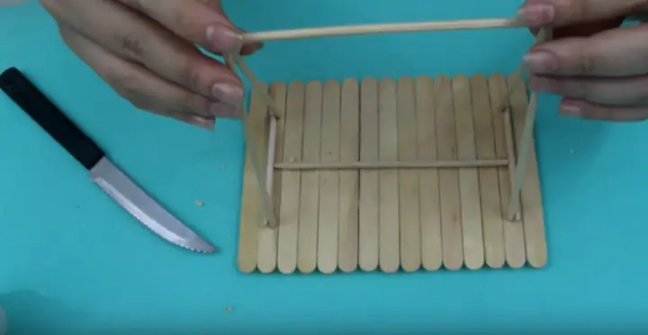 Cách Làm Xích Đu Xinh Xắn Bằng Que Kem