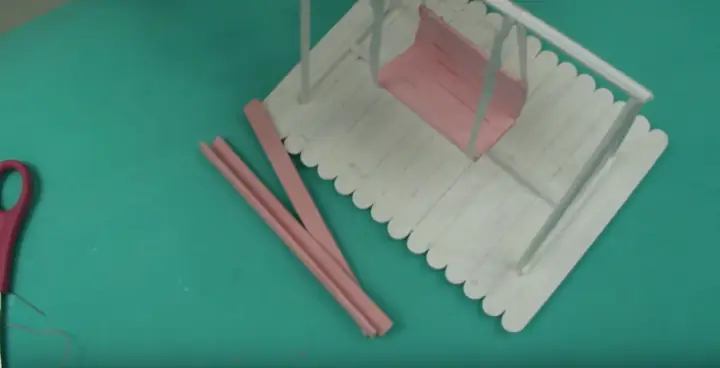 Cách Làm Xích Đu Xinh Xắn Bằng Que Kem