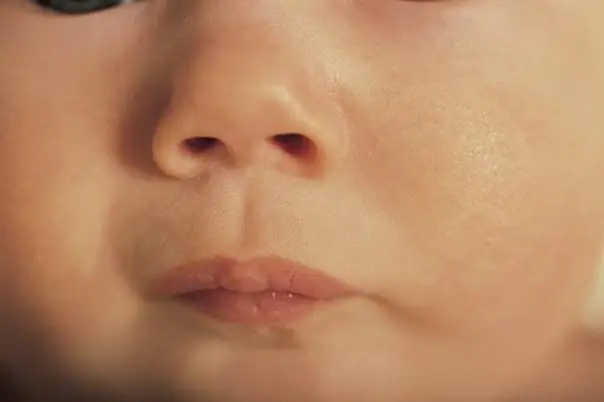 Cách Lấy Gỉ Mũi Cho Trẻ Sơ Sinh An Toàn Cha Mẹ Nên Biết