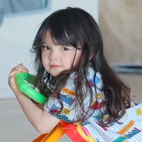 Kiểu Tóc Gợn Sóng Đơn Giản