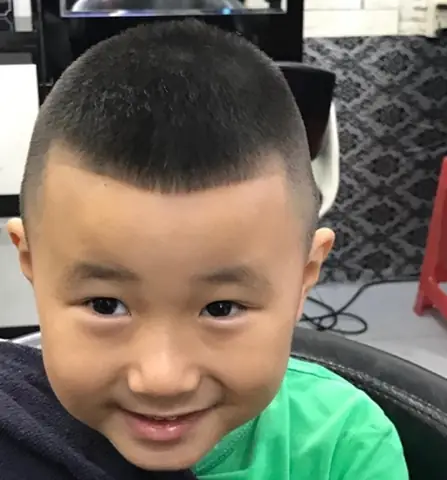 Các Bước Tiên Tiến Và Chăm Sóc Tóc Cần Thiết Để Giữ Cho Mái Tóc Của Trẻ Em Nam Luôn Đẹp Và Khỏe Mạnh?