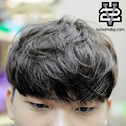 Các Bước Tiên Tiến Và Chăm Sóc Tóc Cần Thiết Để Giữ Cho Mái Tóc Của Trẻ Em Nam Luôn Đẹp Và Khỏe Mạnh?