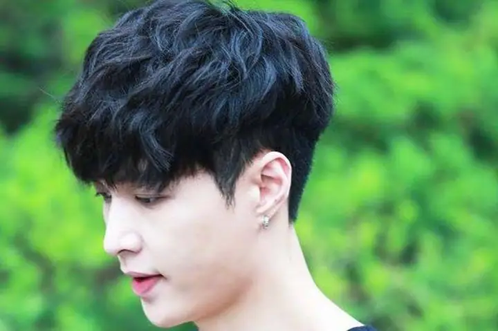 Các Bước Tiên Tiến Và Chăm Sóc Tóc Cần Thiết Để Giữ Cho Mái Tóc Của Trẻ Em Nam Luôn Đẹp Và Khỏe Mạnh?