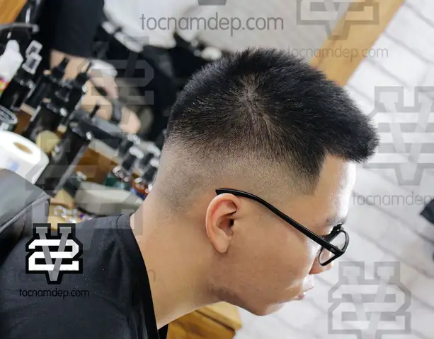 Các Bước Tiên Tiến Và Chăm Sóc Tóc Cần Thiết Để Giữ Cho Mái Tóc Của Trẻ Em Nam Luôn Đẹp Và Khỏe Mạnh?