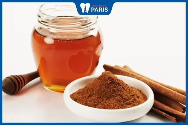 Mật Ong Và Bột Quế