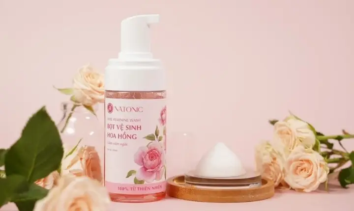 Bọt Vệ Sinh Phụ Nữ Hoa Hồng Natonic Dịu Nhẹ Cho Ngày Đèn Đỏ