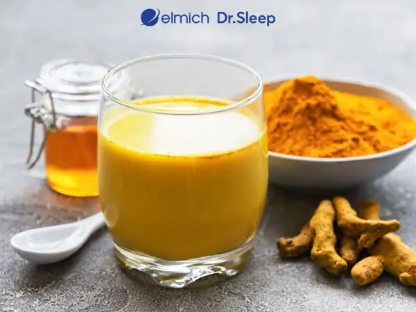 Uống Mật Ong Pha Bột Nghệ Trước Khi Ngủ Uống Mật Ong Pha Bột Nghệ Trước Khi Ngủ