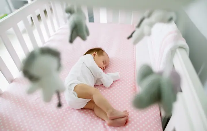 Đảm Bảo Môi Trường, Không Gian Sống Của Bé Được Sạch Sẽ