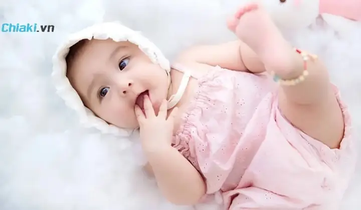 Đặt Tên Con Gái Họ Hoàng Với Chữ M