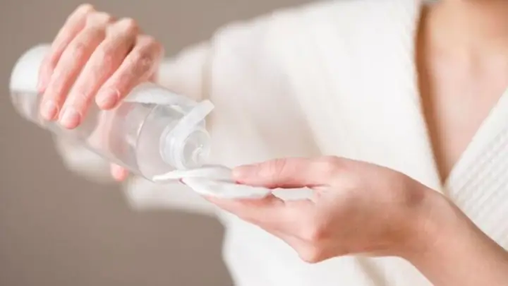 Tẩy Trang Xong Có Cần Rửa Mặt Không? Mẹo Tẩy Trang Đúng Cách Tẩy Trang Xong Có Cần Rửa Mặt Không? Mẹo Tẩy Trang Đúng Cách