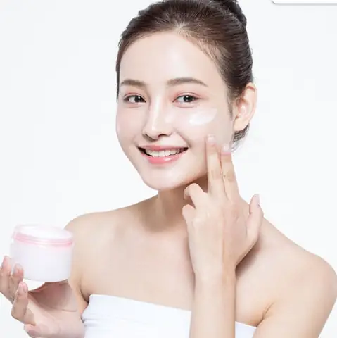 Cấp Ẩm, Ngừa Bong Tróc Nứt Nẻ Da Cấp Ẩm, Ngừa Bong Tróc Nứt Nẻ Da